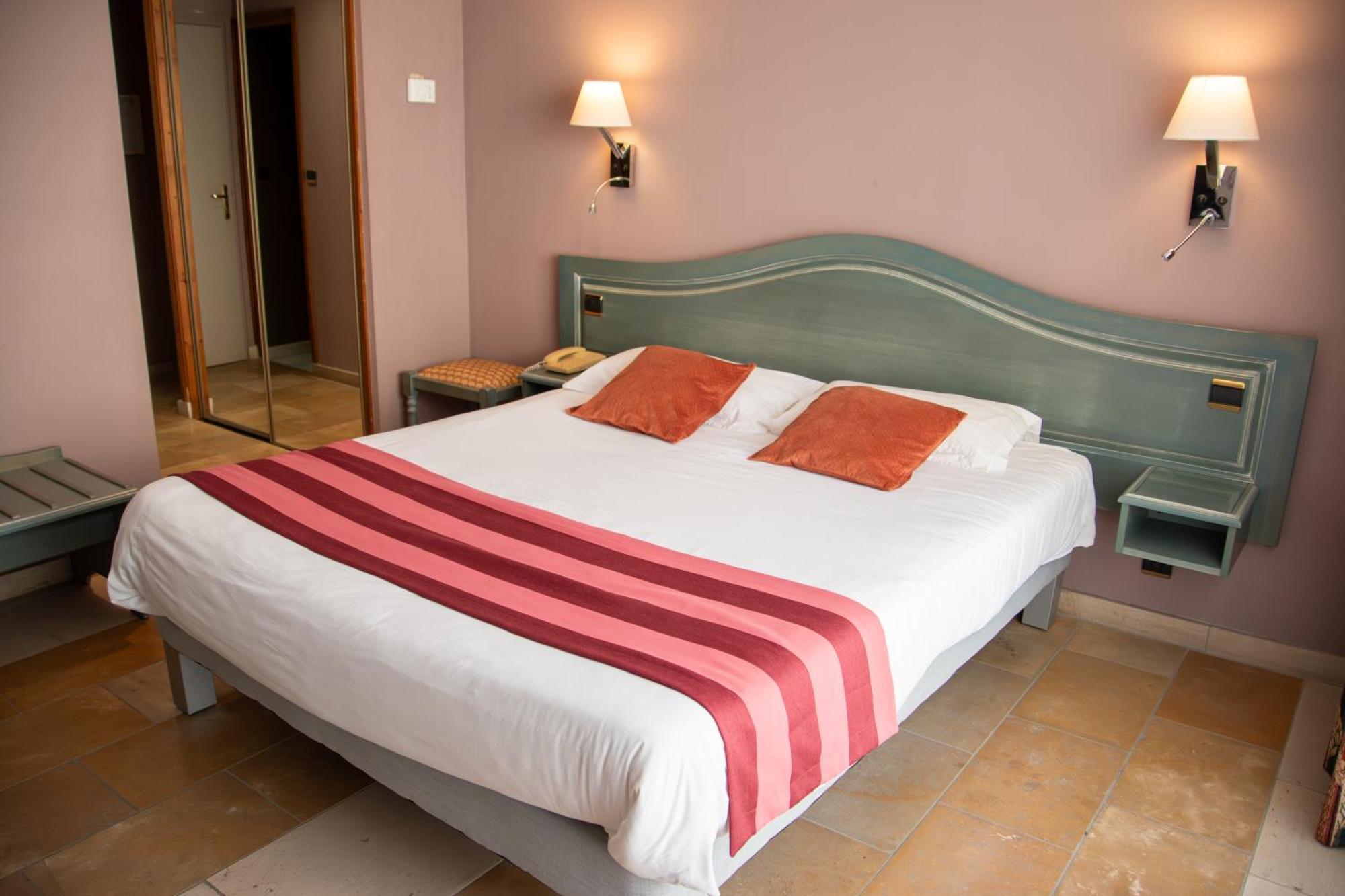 Logis Le Saint Nicolas Bar-sur-Aube Luaran gambar