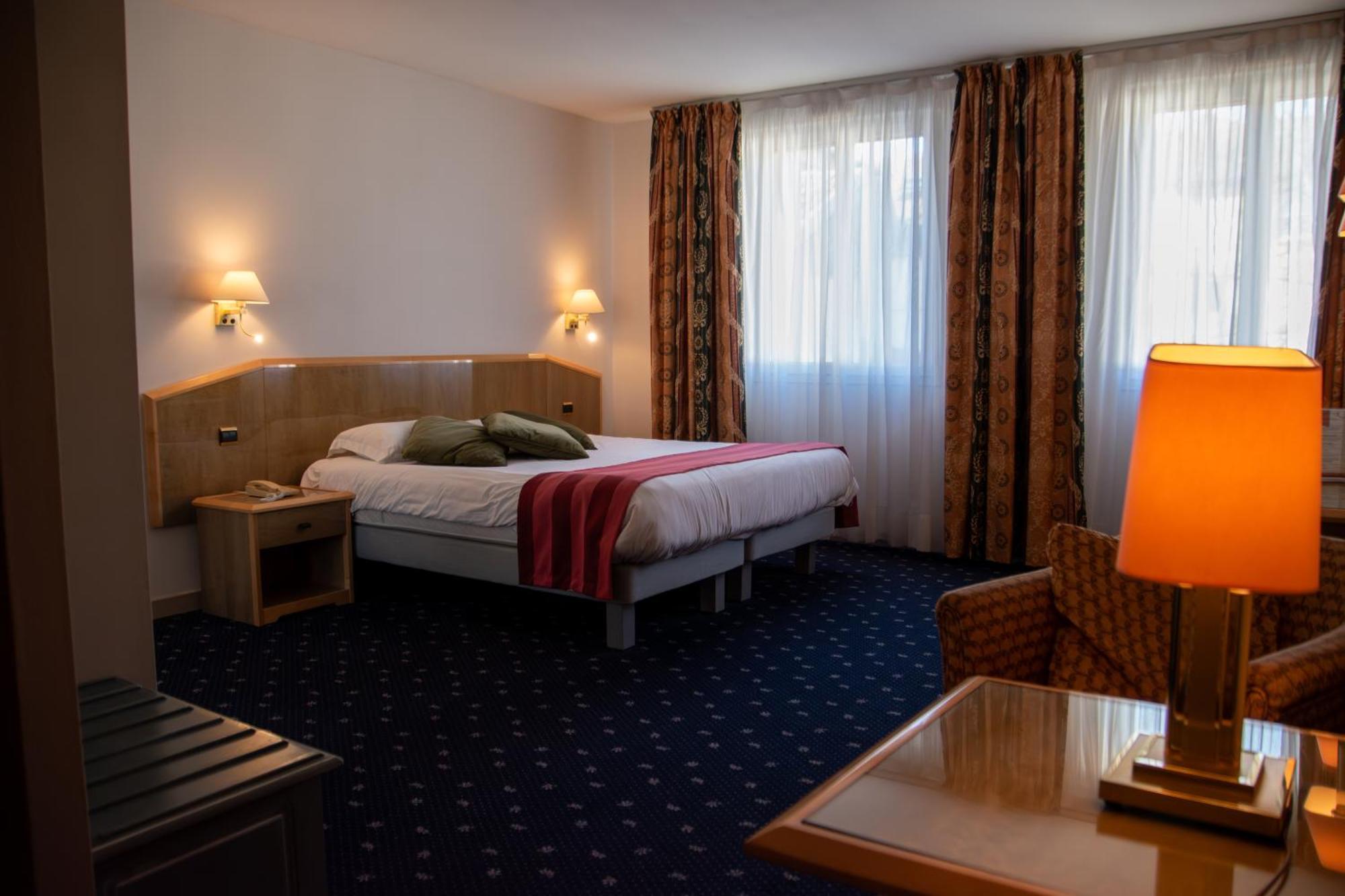 Logis Le Saint Nicolas Bar-sur-Aube Luaran gambar