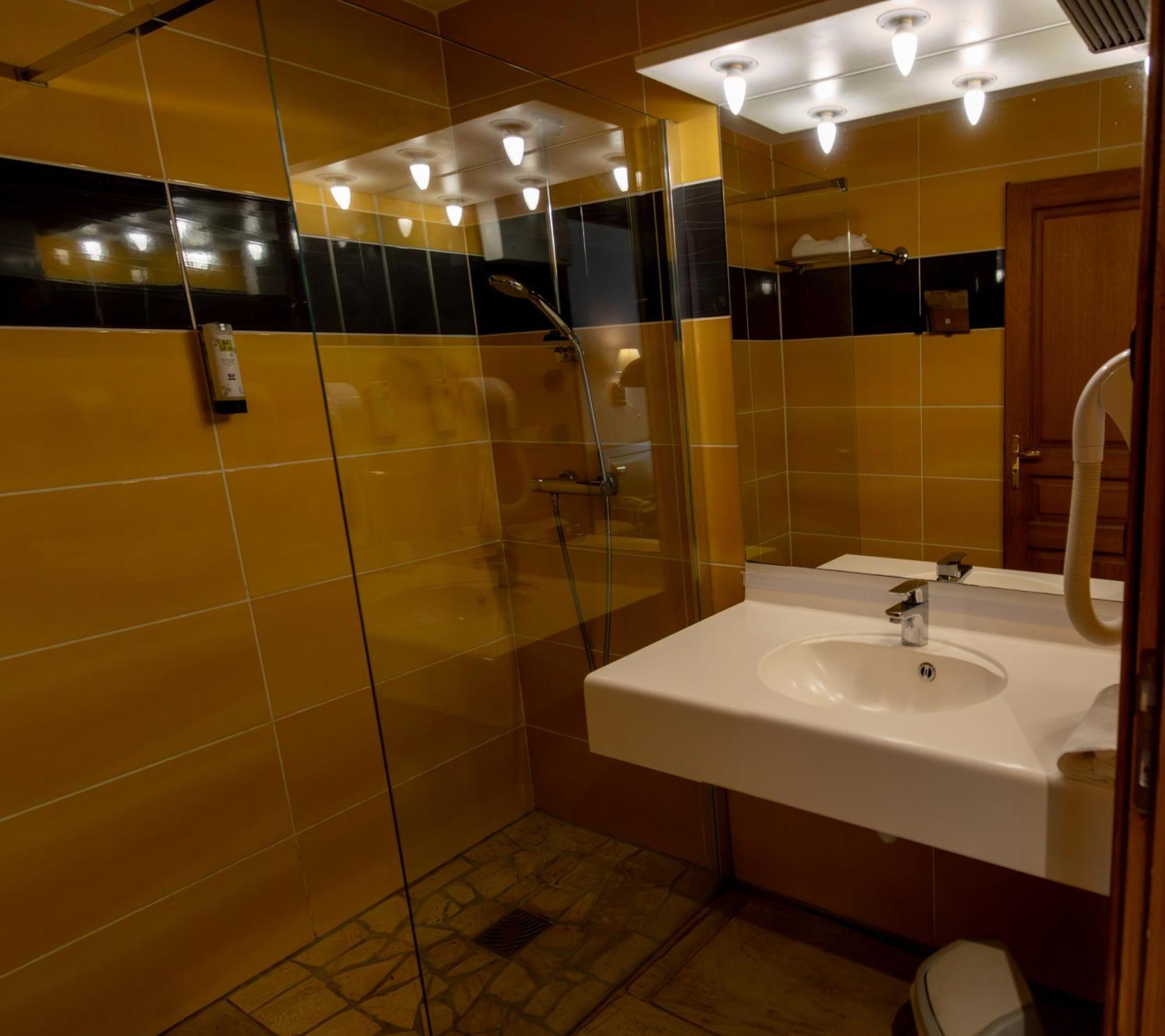 Logis Le Saint Nicolas Bar-sur-Aube Luaran gambar